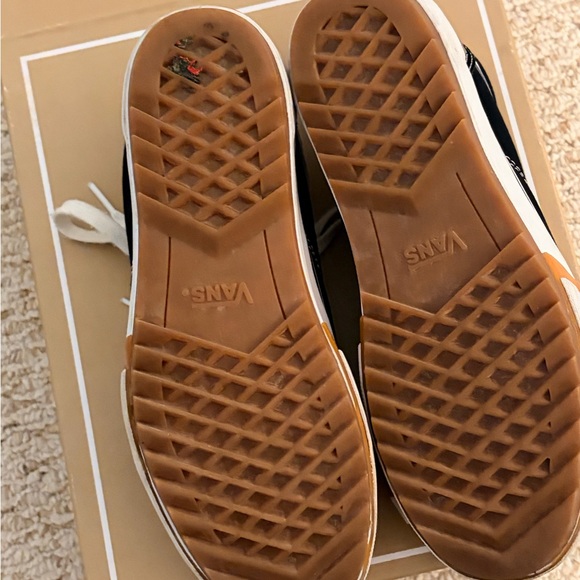 Vans Black and White Platform Old Skool Sneakers with Gum Accent - Picture 7 of 8